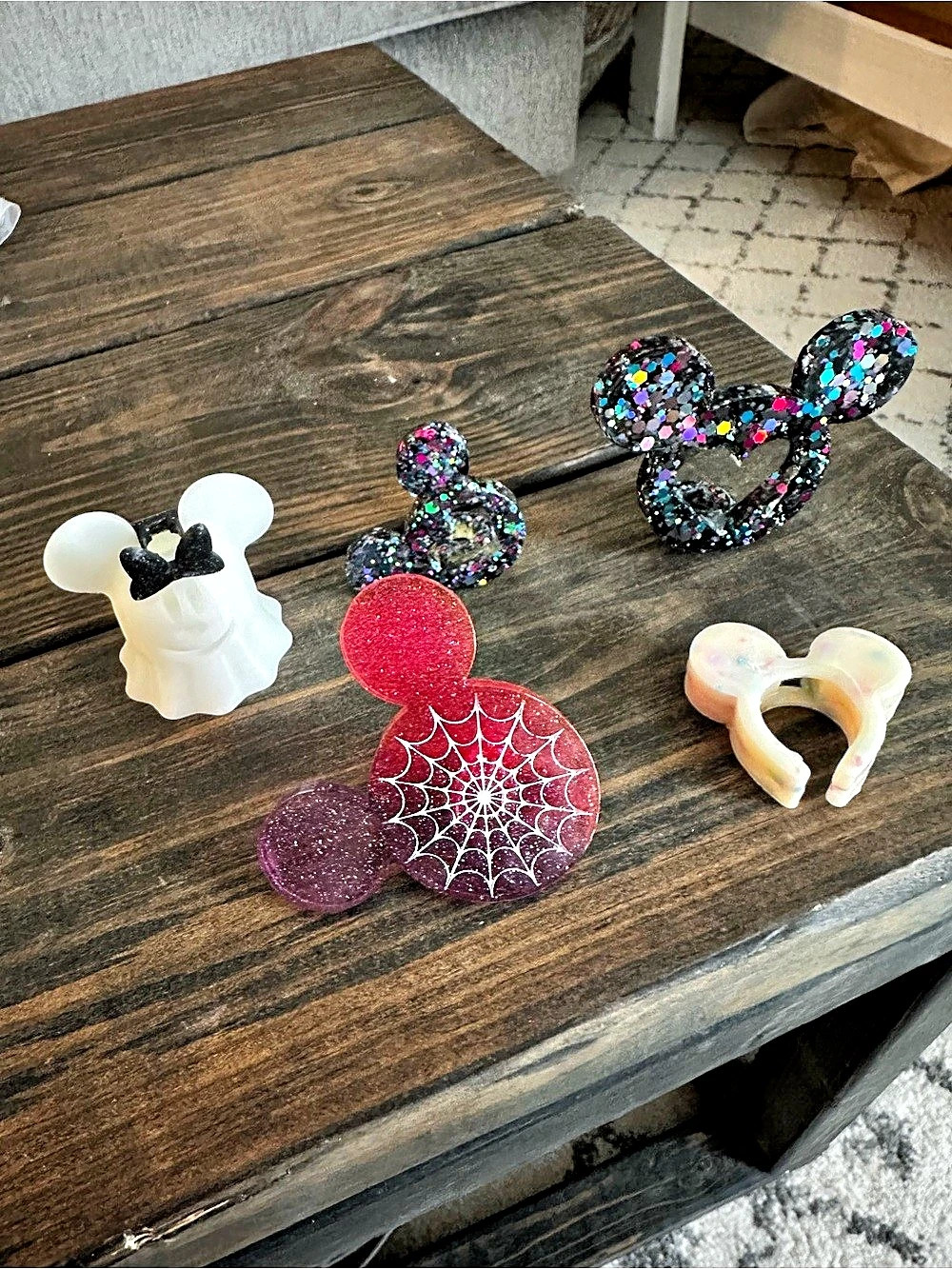 Bundle of 5 Disney Straw Toppers